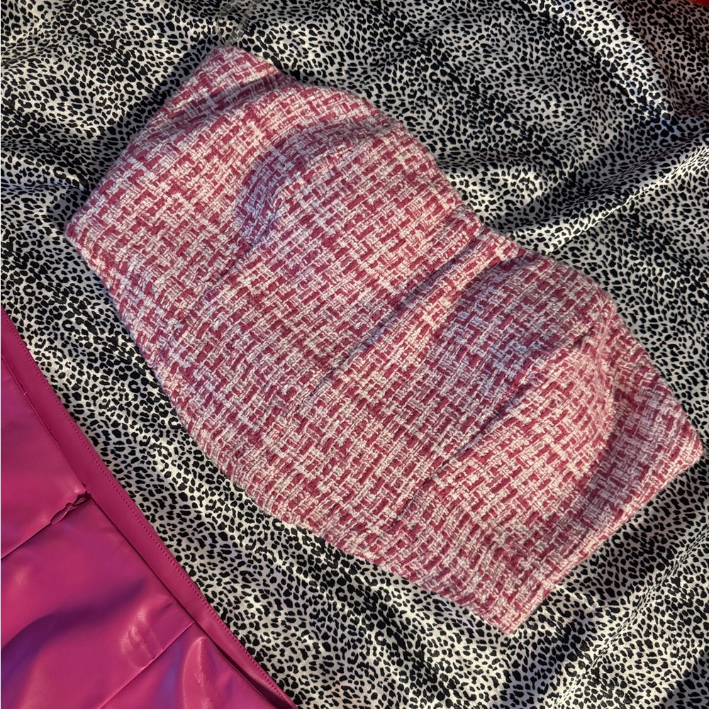 Fashion Nova Pink and White Tweed Bustier - Picture 3 of 8